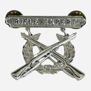 USMC Marine Corps Rifle Expert Qualification Badge Silver Tone Military Pin VG